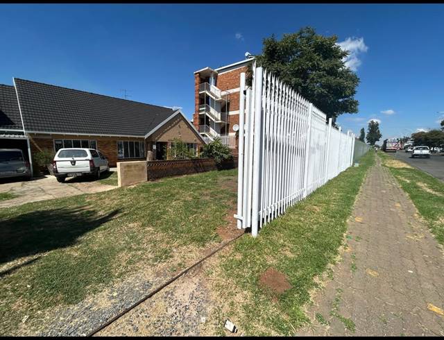 4 BEDROOM HOUSE FOR SALE IN CASON